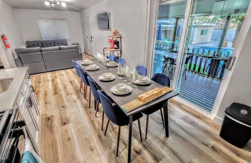 Royal Crest Rancheros Villa | #72Diamond Ranch w/Pool&Spa: mins to LV Strip/UNLVn