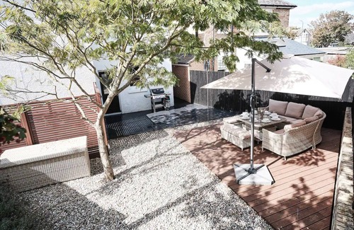 Hythe House | 74 By The Sea - *Stunning* Scandi-Coastal Home!