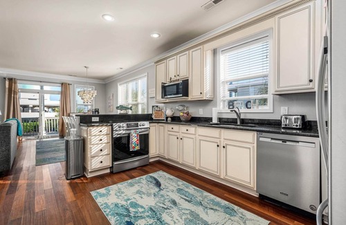 Garden City House | 75 Feet From Beach Private Heated Pool & Hot Tub