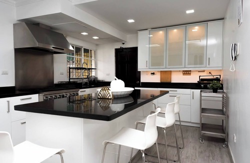 Santo Domingo Apartment | 8-bdr Penthouse With A Private Rooftop & Jacuzzi