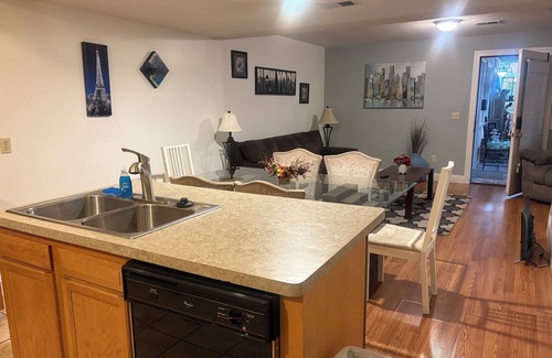 Lorain Apartment | #8 Charming 2-bedroom apartment in historic downtown Lorain.