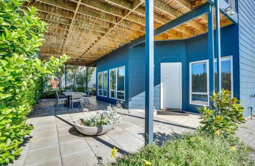 Encounter Bay House | 8 Davies St Encounter Bay - No Linen Included - Wi-Fi - Sea Views