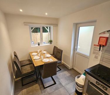 Galway City Centre Apartment | 8 Eyre Square Lane