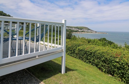 New Quay House | 8 HARBOUR VIEW, family friendly, country holiday cottage in New Quay
