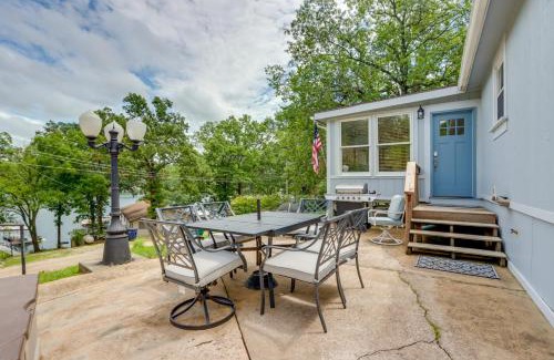 Linn Creek House | 8 Mi to Beach Lake-View Haven in Linn Creek!