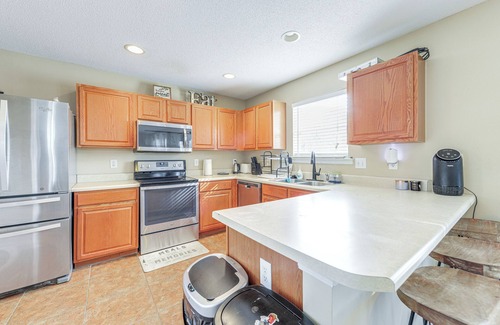 Northeast Raleigh House | 8 Mi to Dtwn: Raleigh Family Home w/Yard