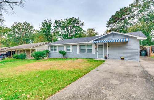 Little Rock House | 8 Mi to Dwtn Little Rock - Home with Fenced Yard!