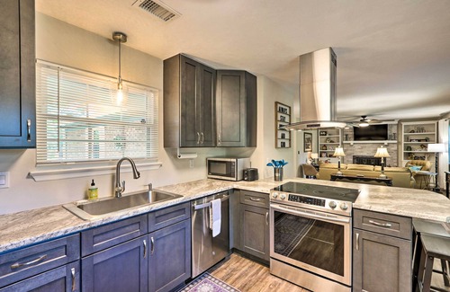 Tallahassee House | ~ 8 Mi to FSU: Bright Tallahassee Retreat!