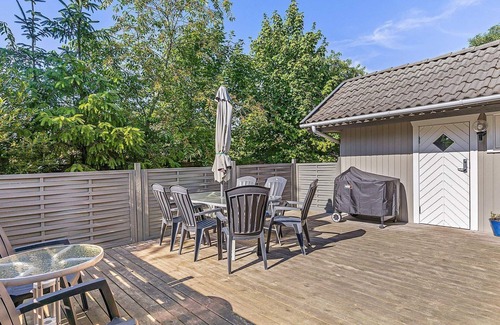 Oster Hurup House | 8 person holiday home in Hadsund