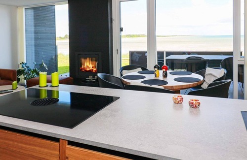 Oster Hurup House | 8 person holiday home in Hadsund-By Traum