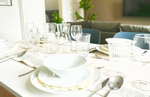 Krefeld Apartment | 80qm Apartment in Krefeld zentral gelegen mit hohen Decken - BEUYS Apartments - Krefeld