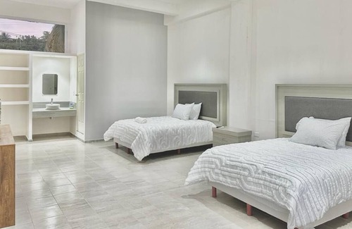 Paraiso Hotel | 86600