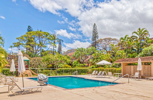 Historic Lahaina Front Street House | 87-1 Escape to Paradise at Puamana's Hale Nalu