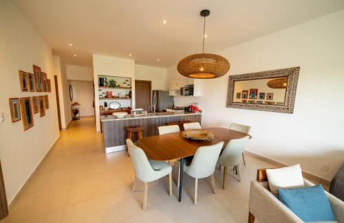 Xcumpich Apartment | 87978 DELUXE and unique 3BR condo by The Harbor, Via Montejo