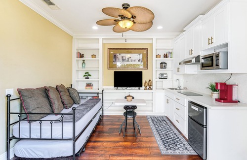 Torrey Highlands Apartment | 9 Mi to Beach: Pet-Friendly Apt in San Diego!