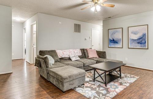 West Newton House | 9 Mi to Downtown Indianapolis Quiet Home with Yard