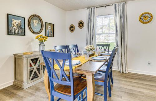 Wayne House | 9 Mi to Dtwn Indianapolis Family-Friendly Home!