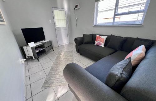 Prince Alfred Hamlet Apartment | 9 on Meul