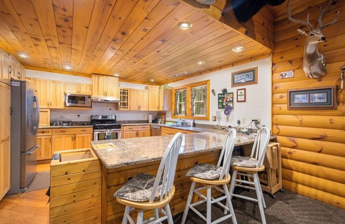 Oceana County Cabin | 90 Acre Lodge w/Pond | Foosball | Pool Table