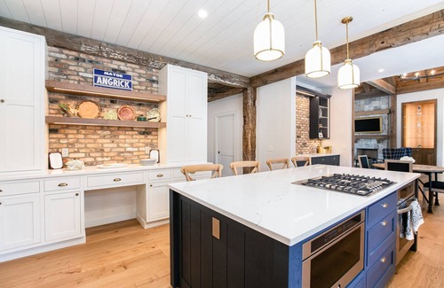 Georgetown House | 9BR Sorin's Estate w/Pool and Paddle Tennis Court