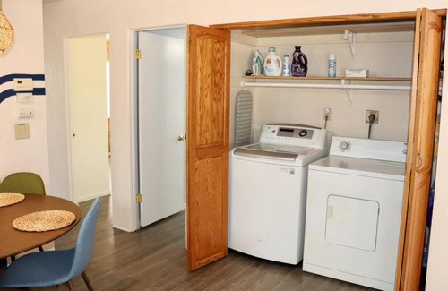 South Redlands House | 9min to Univ of Redlands Spacious Boho Home 5min to Downtown DISCOUNTS