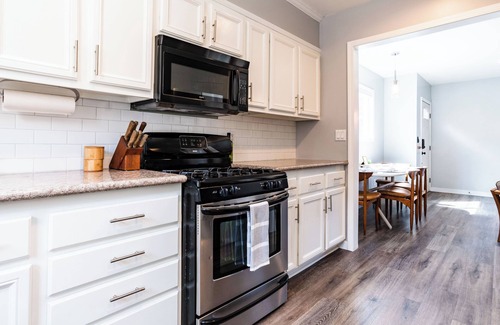 Belmont Heights House | A 2bed 2bath modern coastal vibe made for your perfect Southern California stay!