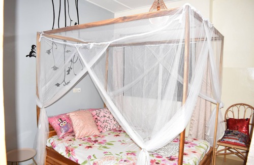 Lome Apartment | A 3 min de Laéroport International de Lomé 2 Chambres Salon