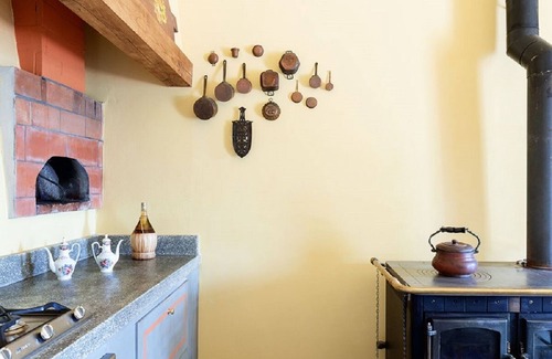 Pontassieve Apartment | A BEAUTIFUL AUTHENTIC TUSCANY FARMHOUSE APARTMENT 1