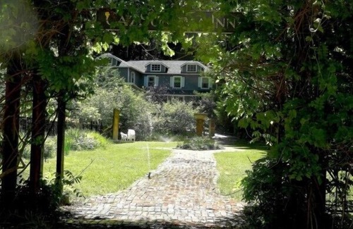 Cazadero House | A bit of English charm nestled in the Redwoods of Sonoma. Perfect seclusion.
