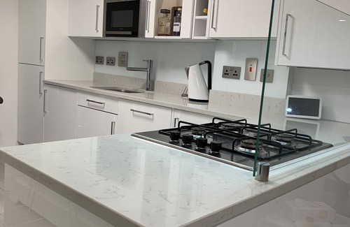 Stanford-le-Hope House | A BYK luxury new home that sleeps 2 - 8 people