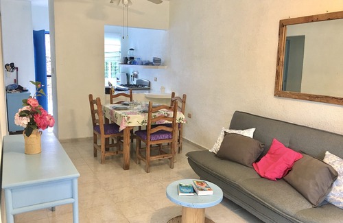 Chan Chemuyil House | A/C, WIFI, garden, close to amazing beach, great spot for exploring Rivera Maya!
