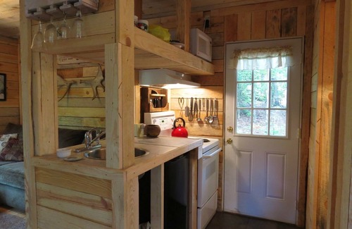 Cleveland Cabin | A Cabin In The Woods