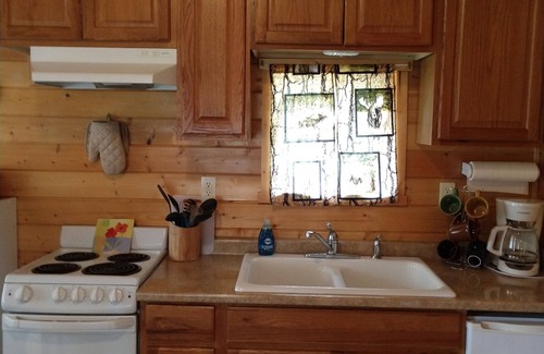 Columbia Falls Cabin | A charming cabin close to Glacier National Park, Flathead Lake, and ski resorts.