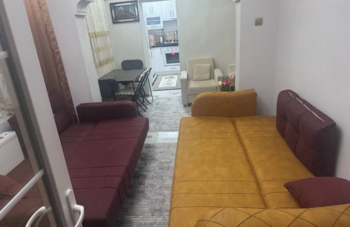 Bakırkoy Condo | A comfortable air-conditioned apartment for 5 people in beautiful İstanbul