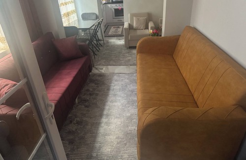 Bakırkoy Condo | A comfortable air-conditioned apartment for 5 people in beautiful İstanbul