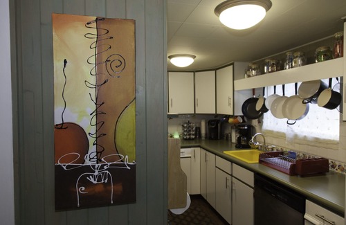 South Addition Cottage | A Cozy Cottage In South Addition, Right Next To Downtown Anchorage