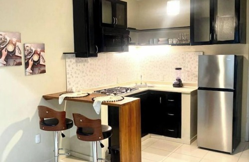 Los Maestros Apartment | A cozy open studio