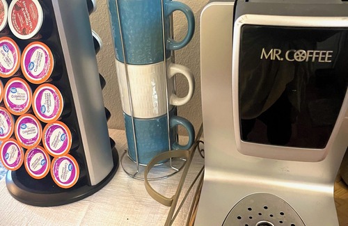 Holy Cross District House | A cozy, quiet, spot 7min to the French Quarter and 2 blocks from the River.