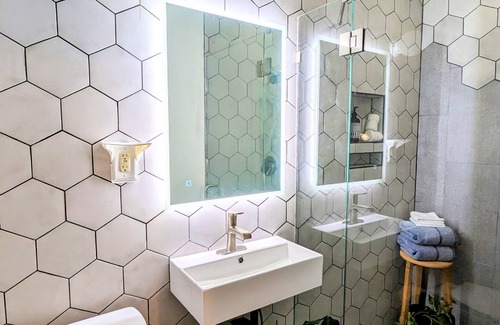 Seventh Ward Hotel | A Cozy Respite. in a central, unique and historic neighborhood in New Orleans!