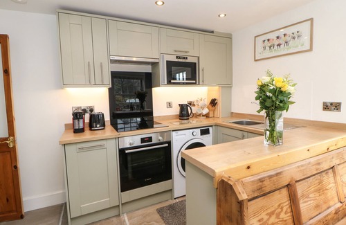 Fremington Cottage | A D Coach House