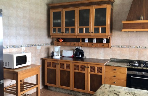 Fisterra House | A dream with garden, porch, barbecue, sea views and near the beach.