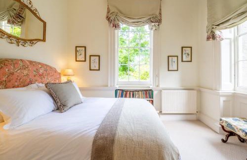 Euston House | A Duke's Spectacular grand folly - The Temple