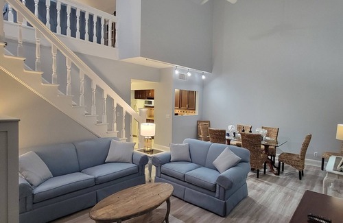 Uptown - Upper Duval Condo | A Duval Street Oasis with balcony overlooking Duval