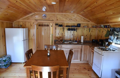 Franklin Cabin | A Family Owned & Family Oriented Cabin Retreat