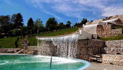 Tuzla Apartment | A First class za 4 osobe 2 spavaće sobe