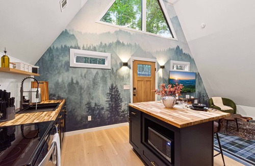 Cashes Valley Cabin | A-Frame w/Fire Pit, Hot Tub, Sauna, Sports Court