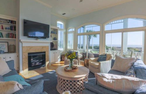 Ocean Point House | A Golden Sunrise