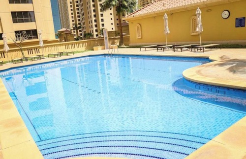 Al Sufouh 2 Apartment | A Gorgeous Master En-suite room in the heart of JBR with Beach pool & gym