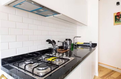 Cuauhtemoc Condo | A Hip Modern Gem located in El Centro!