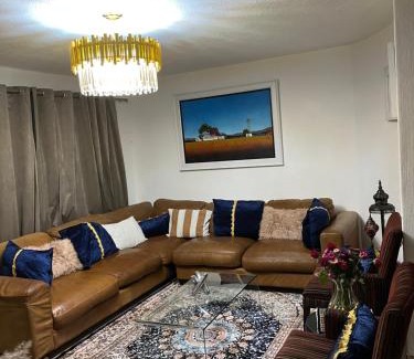 Faerie Glen House | A Home in Faerie Glen near Sun Bet Arena